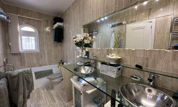 Resale - 3. Semi-detached house - Villamartin - Costa Blanca South