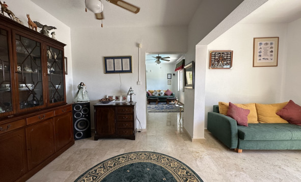 Resale - 3. Semi-detached house - Villamartin - Costa Blanca South