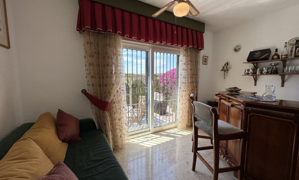Resale - 3. Semi-detached house - Villamartin - Costa Blanca South