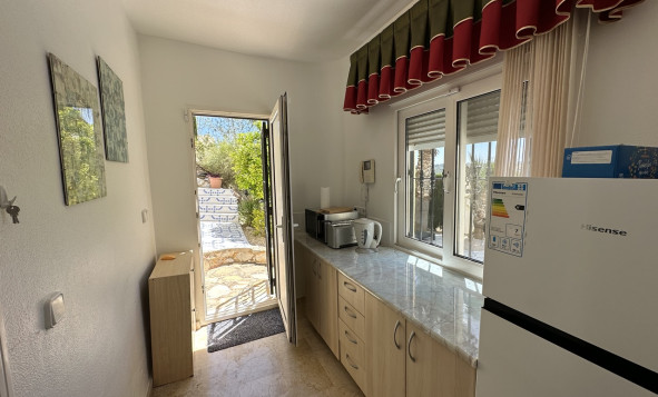 Resale - 3. Semi-detached house - Villamartin - Costa Blanca South