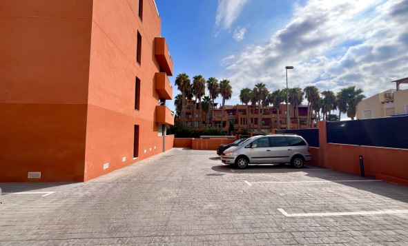 Herverkoop - 1. Appartement / flat - Villamartin - Costa Blanca Zuid
