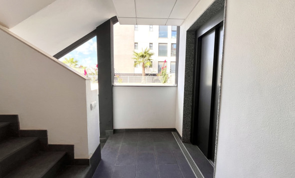 Herverkoop - 1. Appartement / flat - Villamartin - Costa Blanca Zuid