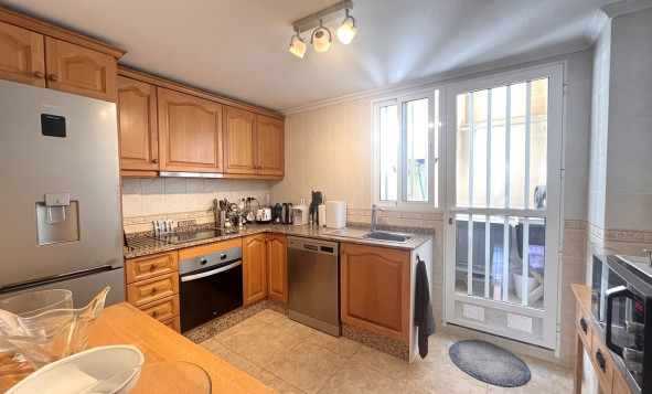 Resale - 2. Town house - La Mata - Costa Blanca South