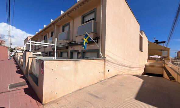 Resale - 2. Town house - La Mata - Costa Blanca South