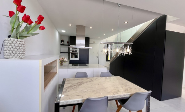 Herverkoop - 3. Halfvrijstaand huis - Los Dolses - Costa Blanca Zuid