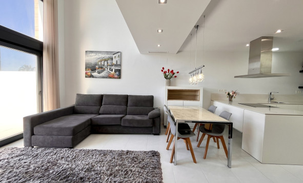 Herverkoop - 3. Halfvrijstaand huis - Los Dolses - Costa Blanca Zuid