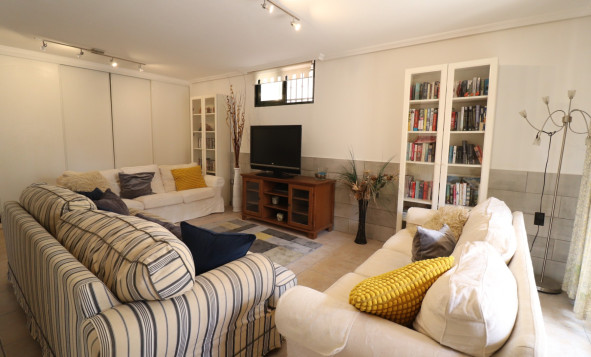 Herverkoop - 3. Halfvrijstaand huis - Algorfa - Costa Blanca Zuid