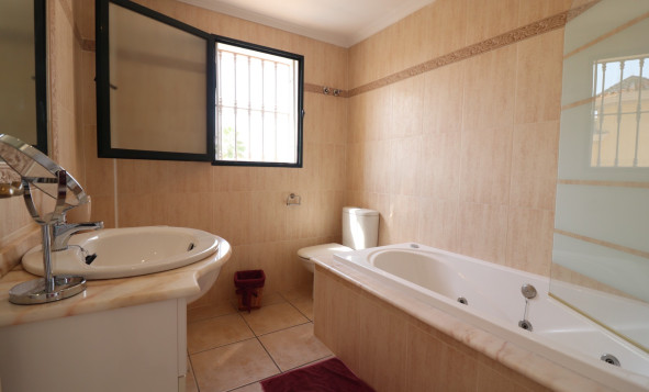 Herverkoop - 3. Halfvrijstaand huis - Algorfa - Costa Blanca Zuid