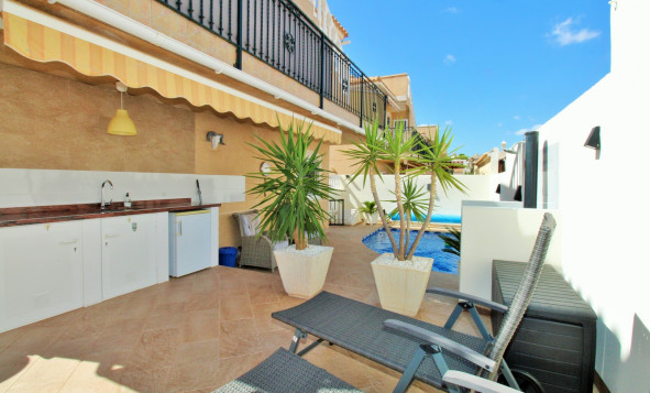 Herverkoop - 3. Halfvrijstaand huis - Villamartin - Costa Blanca Zuid