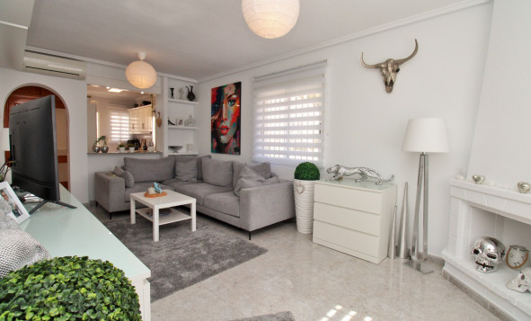 Herverkoop - 3. Halfvrijstaand huis - Villamartin - Costa Blanca Zuid