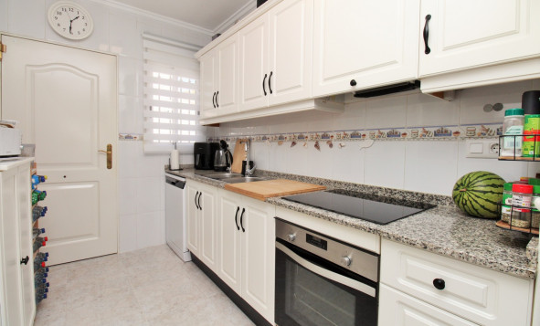 Herverkoop - 3. Halfvrijstaand huis - Villamartin - Costa Blanca Zuid