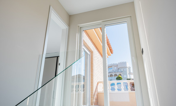 Herverkoop - 3. Halfvrijstaand huis - Ciudad Quesada - Costa Blanca Zuid