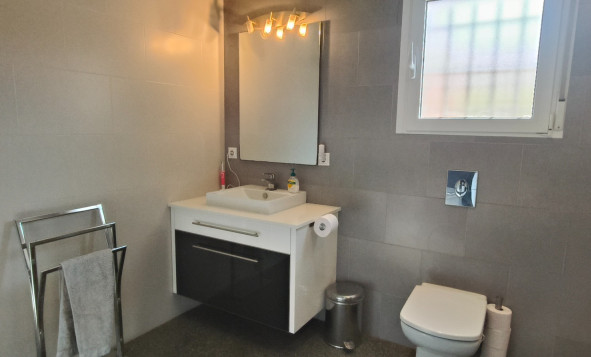 Resale - 6. Detached villa - La Romana - Costa Blanca North