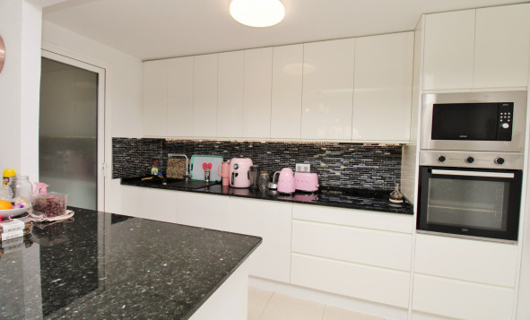 Herverkoop - 1. Appartement / flat - Playa Flamenca - Costa Blanca Zuid