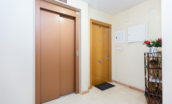 Herverkoop - 1. Appartement / flat - Torrevieja - Costa Blanca Zuid