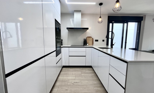 Reventa - 3. Casa pareada - Playa Flamenca - Costa Blanca Sur