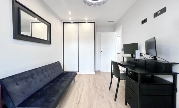 Reventa - 3. Casa pareada - Playa Flamenca - Costa Blanca Sur