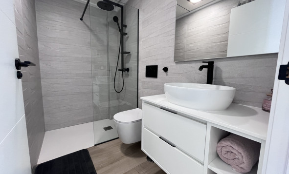 Reventa - 3. Casa pareada - Playa Flamenca - Costa Blanca Sur