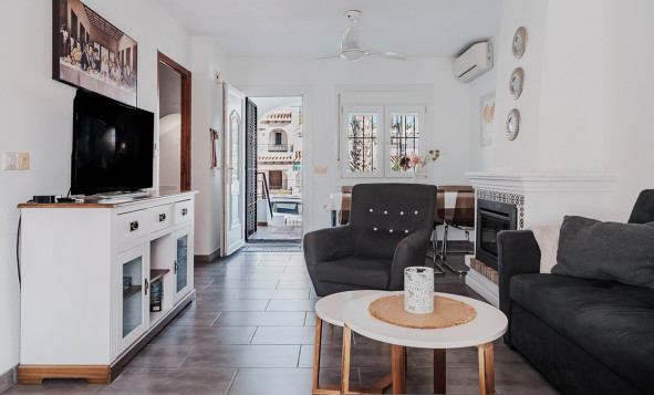 Herverkoop - 1. Appartement / flat - Villamartin - Costa Blanca Zuid