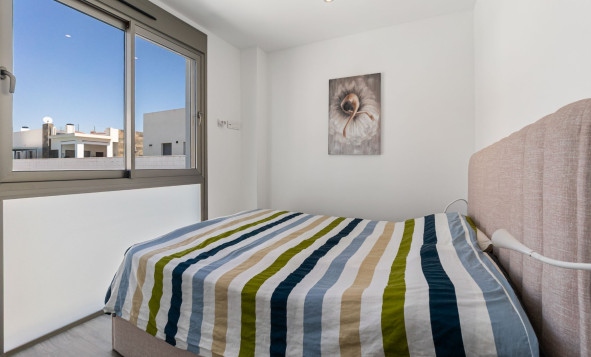 Herverkoop - 3. Halfvrijstaand huis - Orihuela Costa - Costa Blanca Zuid