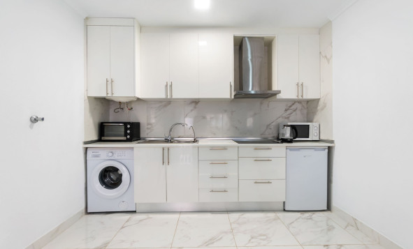 Herverkoop - 1. Appartement / flat - Torrevieja - Costa Blanca Zuid