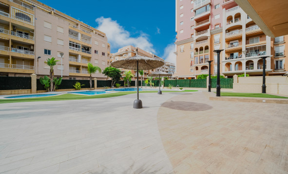 Herverkoop - 1. Appartement / flat - Torrevieja - Costa Blanca Zuid
