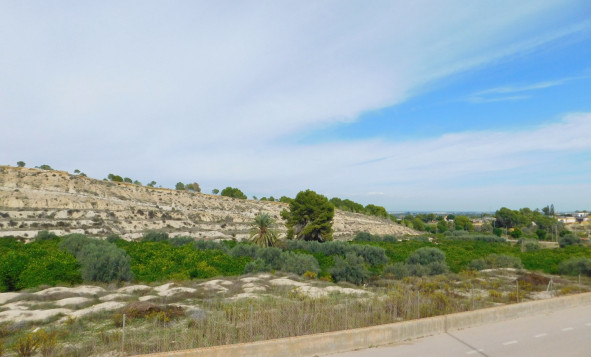 Herverkoop - 3. Halfvrijstaand huis - Bigastro - Costa Blanca Zuid