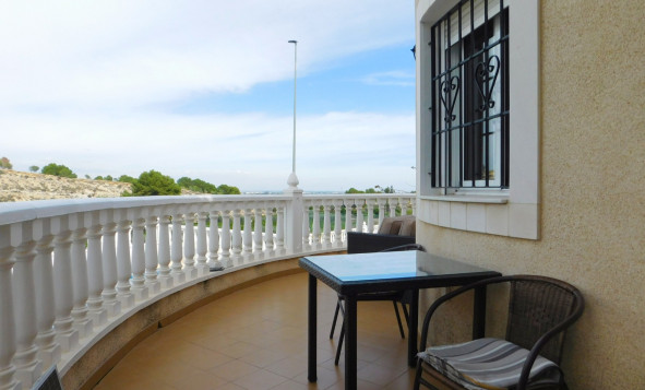 Herverkoop - 3. Halfvrijstaand huis - Bigastro - Costa Blanca Zuid