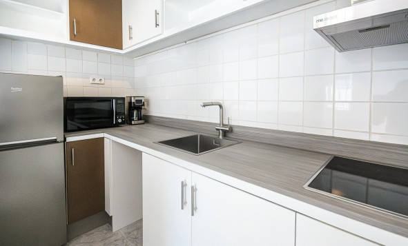 Herverkoop - 3. Halfvrijstaand huis - San Miguel de Salinas - Costa Blanca Zuid