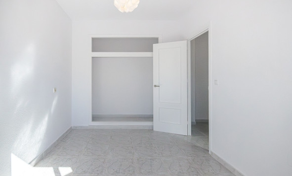 Herverkoop - 3. Halfvrijstaand huis - San Miguel de Salinas - Costa Blanca Zuid