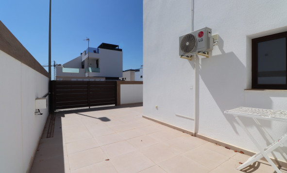 Herverkoop - 3. Halfvrijstaand huis - Benijofar - Costa Blanca Zuid