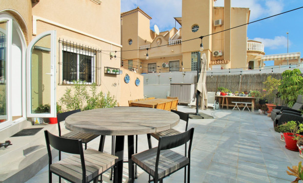 Herverkoop - 2. Town house / tussenwoning - Villamartin - Costa Blanca Zuid