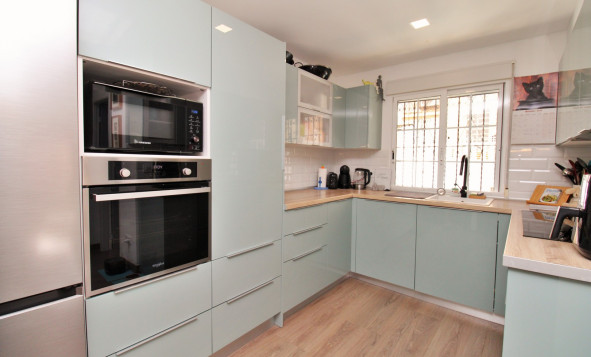 Herverkoop - 2. Town house / tussenwoning - Villamartin - Costa Blanca Zuid