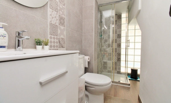 Herverkoop - 2. Town house / tussenwoning - Villamartin - Costa Blanca Zuid