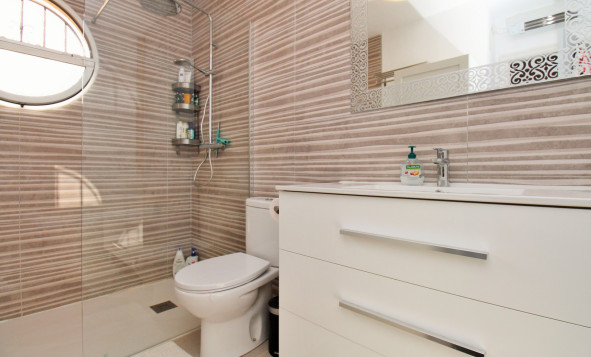 Herverkoop - 2. Town house / tussenwoning - Villamartin - Costa Blanca Zuid