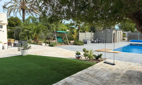 Herverkoop - 3. Halfvrijstaand huis - Crevillente - Costa Blanca Zuid