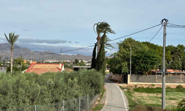 Herverkoop - 3. Halfvrijstaand huis - Crevillente - Costa Blanca Zuid