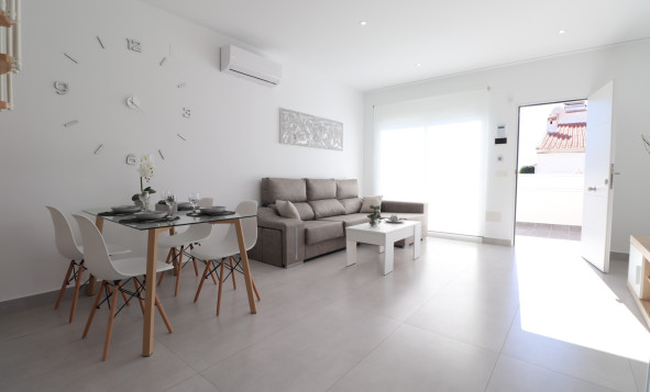 Reventa - 2. Chalet adosado - Torrevieja - Costa Blanca Sur