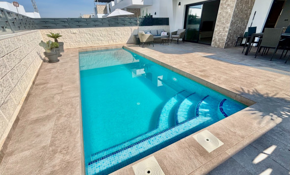 Herverkoop - 3. Halfvrijstaand huis - Benijofar - Costa Blanca Zuid