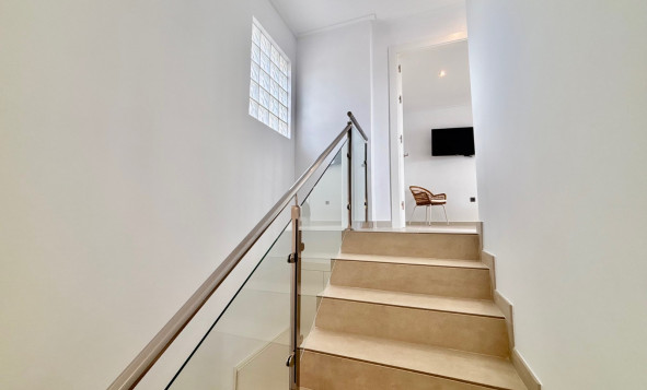 Herverkoop - 3. Halfvrijstaand huis - Benijofar - Costa Blanca Zuid