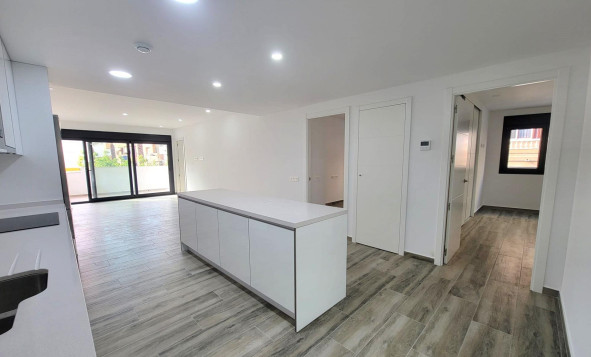 Herverkoop - 1. Appartement / flat - Torrevieja - Costa Blanca Zuid