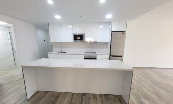 Herverkoop - 1. Appartement / flat - Torrevieja - Costa Blanca Zuid