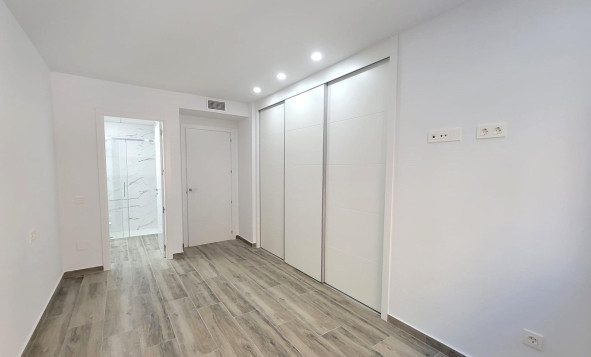 Herverkoop - 1. Appartement / flat - Torrevieja - Costa Blanca Zuid