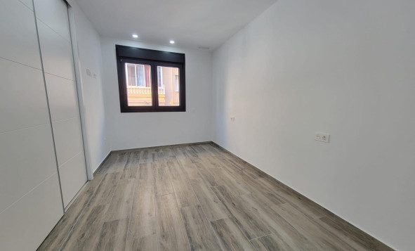 Herverkoop - 1. Appartement / flat - Torrevieja - Costa Blanca Zuid