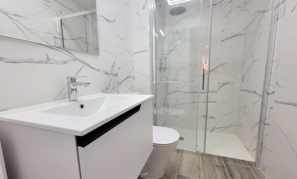 Herverkoop - 1. Appartement / flat - Torrevieja - Costa Blanca Zuid