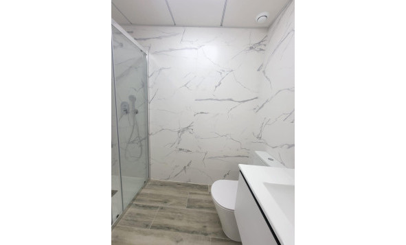 Herverkoop - 1. Appartement / flat - Torrevieja - Costa Blanca Zuid