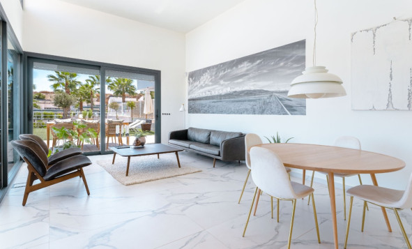 Herverkoop - 3. Halfvrijstaand huis - San Miguel de Salinas - Costa Blanca Zuid