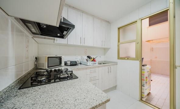 Herverkoop - 1. Appartement / flat - Torrevieja - Costa Blanca Zuid