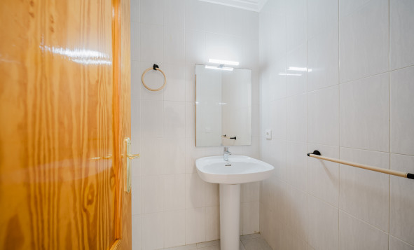 Herverkoop - 1. Appartement / flat - Torrevieja - Costa Blanca Zuid