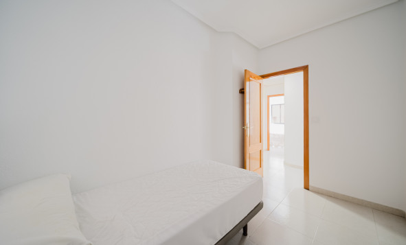 Herverkoop - 1. Appartement / flat - Torrevieja - Costa Blanca Zuid